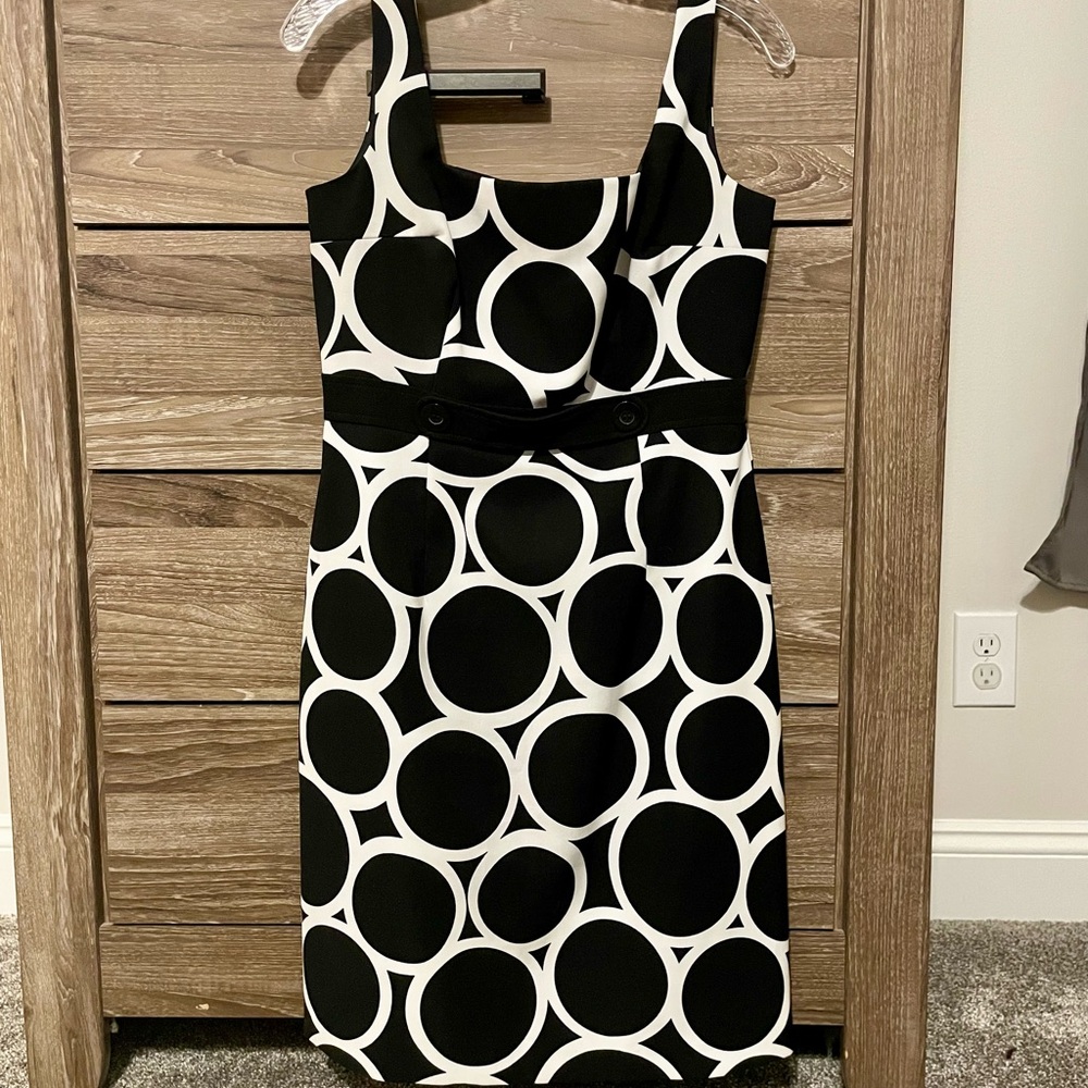 London Times Black and White Zip Up Dress